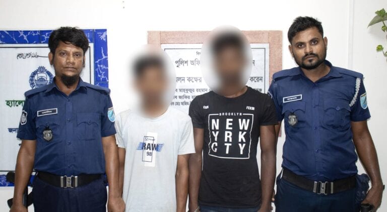 মানিকগঞ্জে কাশিমপুর কারাগারের হিসাবরক্ষক হত্যার ঘটনায় ২ জন গ্রেফতার