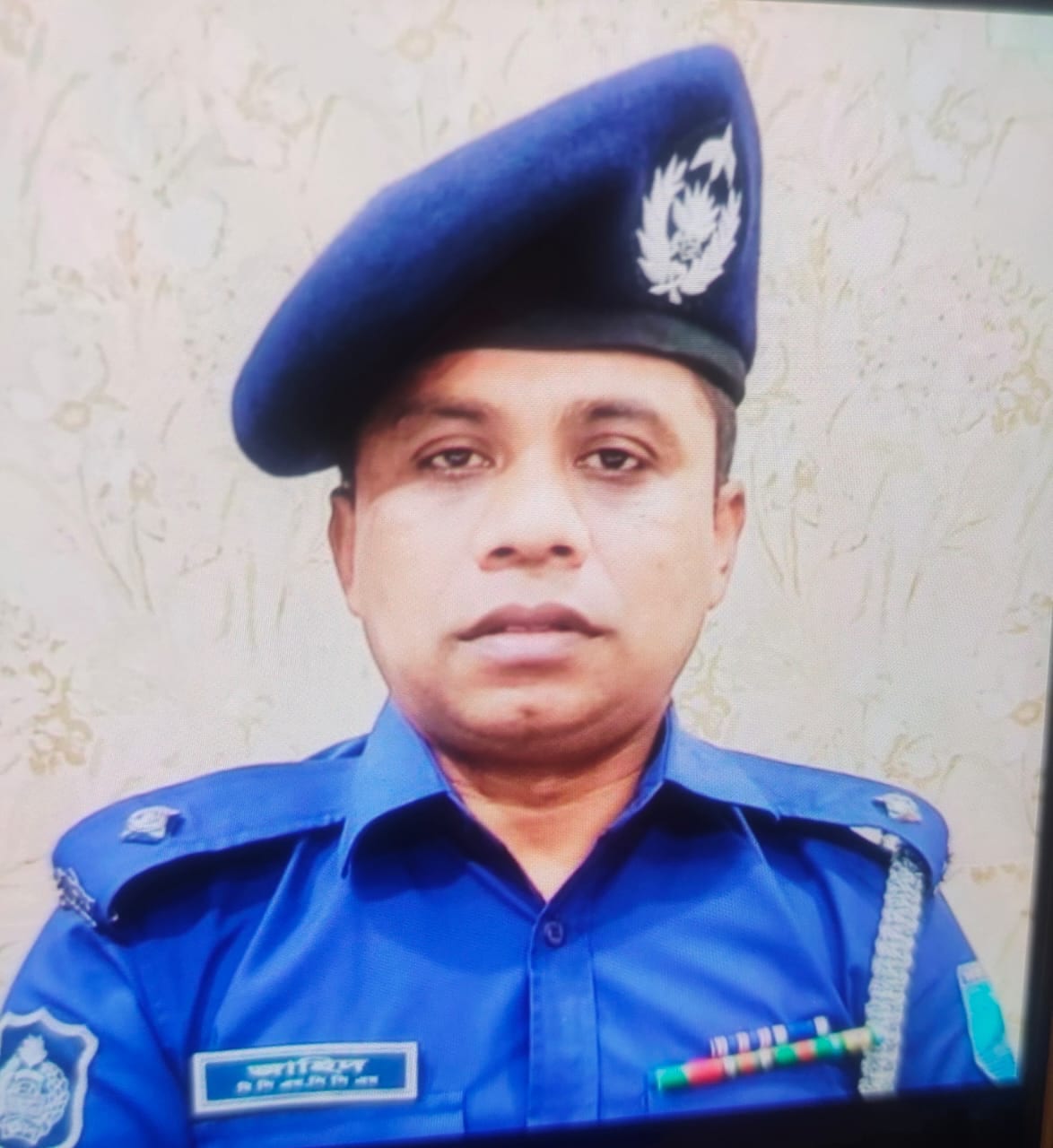ওসির কান্ডে বেকায়দায় ইউপি নারী সদস্য